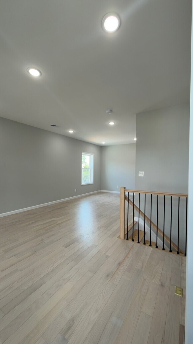 Foto del edificio - 565 E 24th St