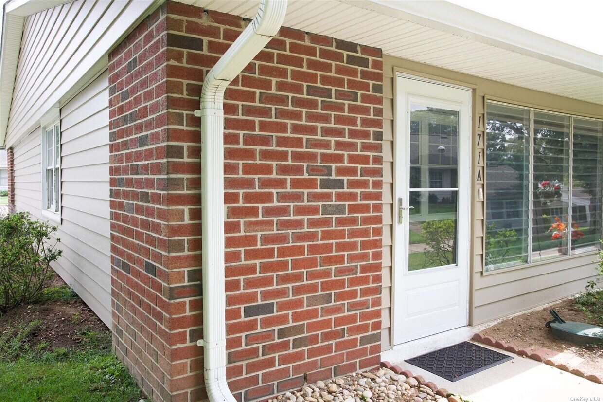 171 Ventry Ct, Ridge, NY 11961 Condo for Rent in Ridge, NY