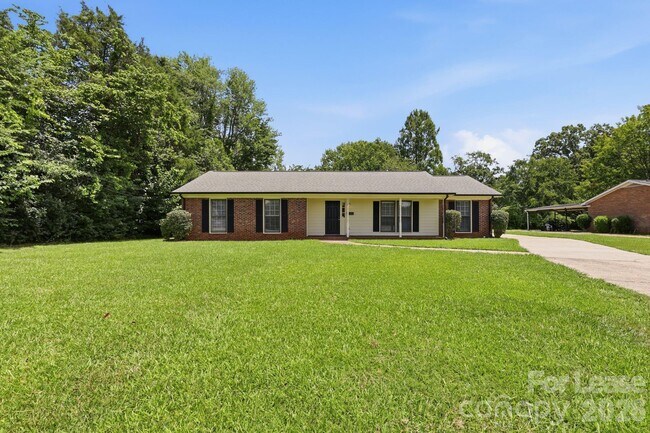 Foto del edificio - 4609 Randolph Rd