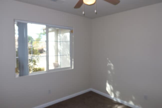 Building Photo - 10100 Grand View Summit Dr