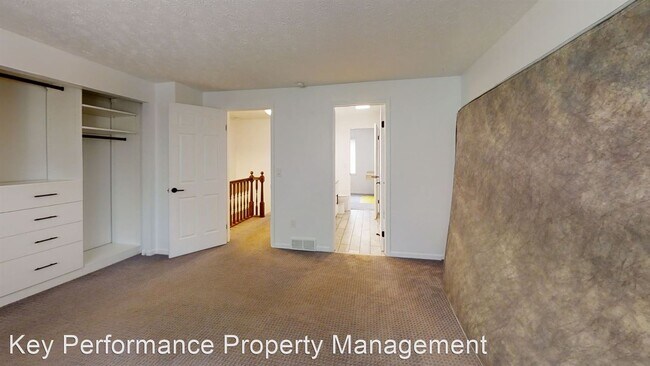 Building Photo - 2 br, 1.5 bath House - 155 Cornhill Place
