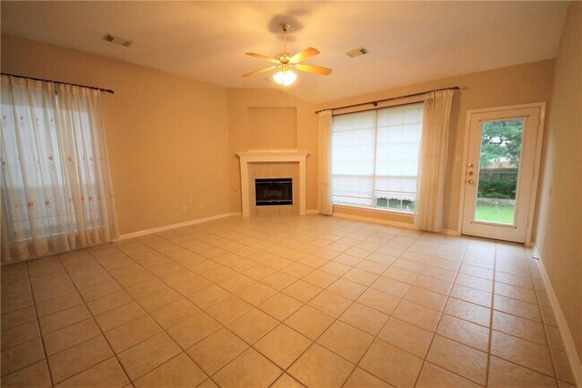 Building Photo - 8108 Sunburst Pkwy