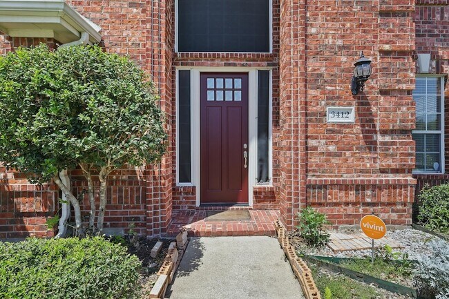 Building Photo - 3412 Pueblo Dr