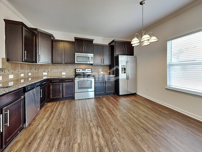 Foto del edificio - 5215 Smoky Ridge Ln