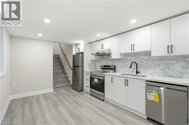 Photo du bâtiment - 489 Cannon St E