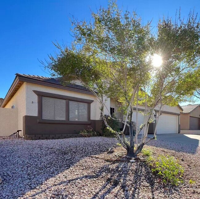 Building Photo - charming 3 bedroom, 2 bathroom home