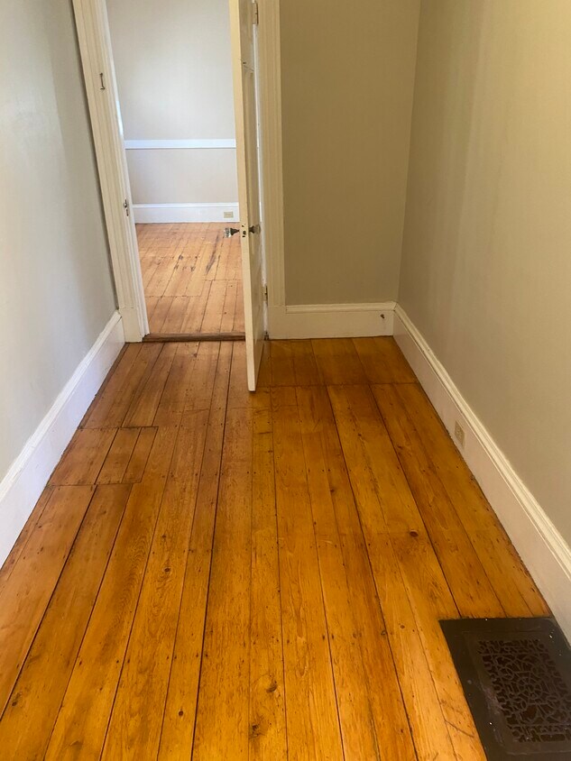 Foto principal - 55 Rindge Ave