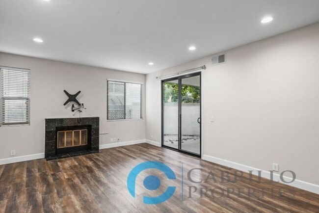 Foto del edificio - 2236 River Run Dr