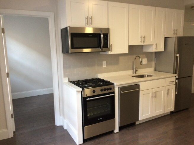 Foto principal - 52 Clearway St