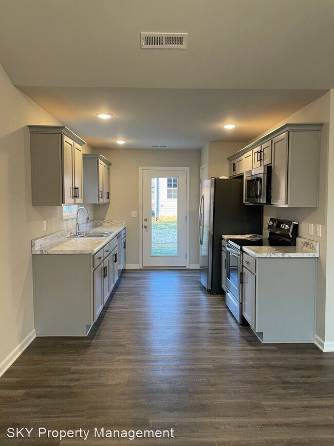 Foto del edificio - 3 br, 2 bath House - 774 River Birch Court
