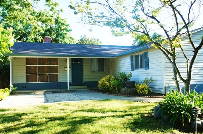 Photo - 4482 Norwich Way House