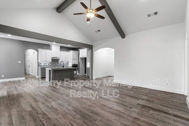 Photo - 121 Cedar Ln House