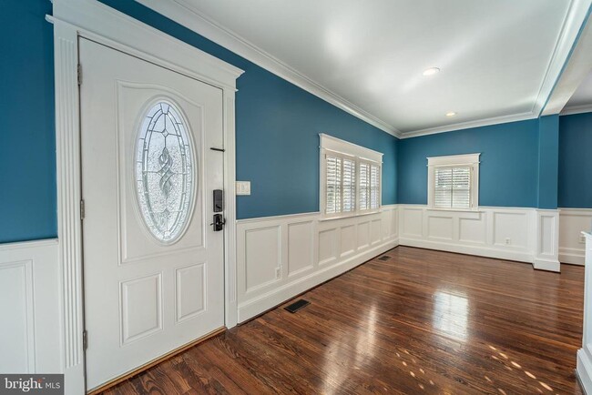 Foto del edificio - 1802 Summit Ave