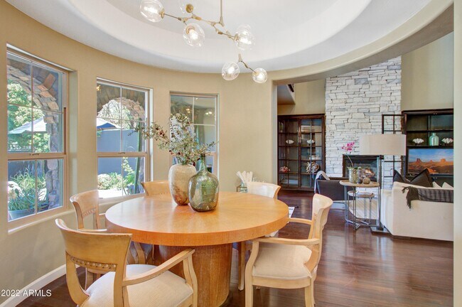 Building Photo - 7244 E Eclipse Dr