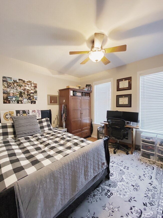 Foto del edificio - 632 Quincy St NE