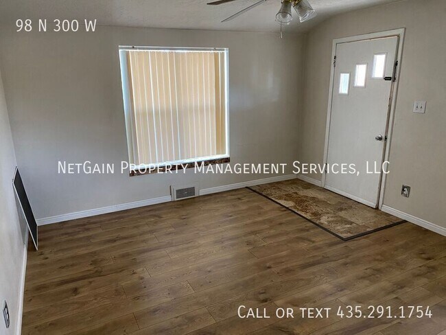 Foto del edificio - 98 N 300 W