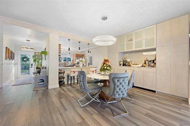 Foto del edificio - 1935 Keystone Blvd