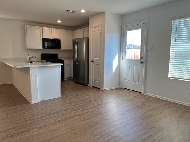 Building Photo - 24207 Becker Hollow Ln