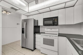 Building Photo - 600 Three Islands Blvd