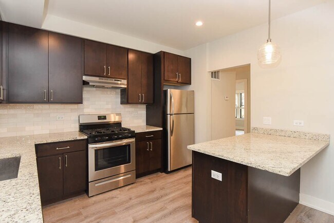 Foto del edificio - 1148 Maple Ave