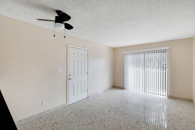 Interior Photo - Country Creek Apartments