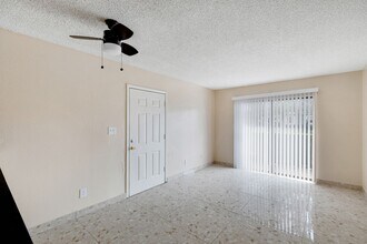 Interior Photo - Country Creek Apartments