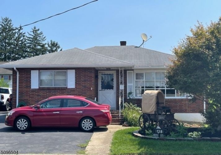 Primary Photo - 918 3rd Ave