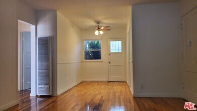 Building Photo - 11202 Camarillo St
