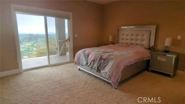 Foto del edificio - 3335 Red Mountain Heights Dr