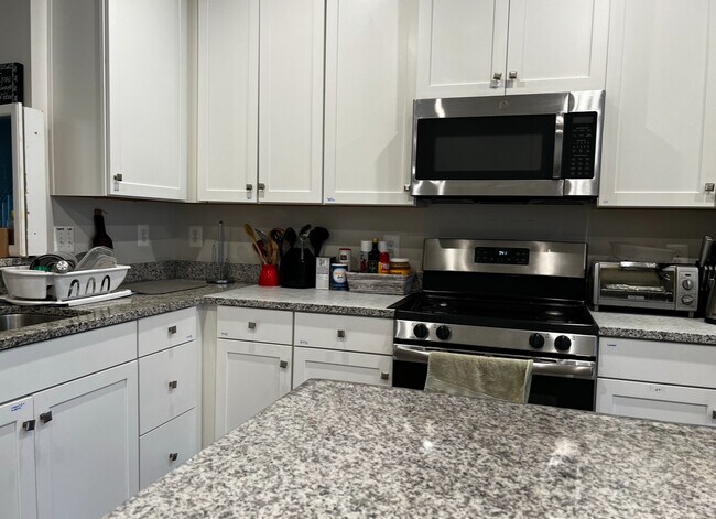 Foto del edificio - 8238 Miner St