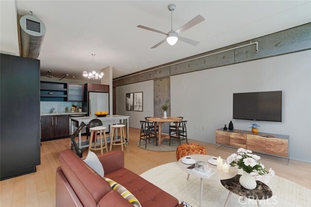 Foto principal - 1100 S Hope St