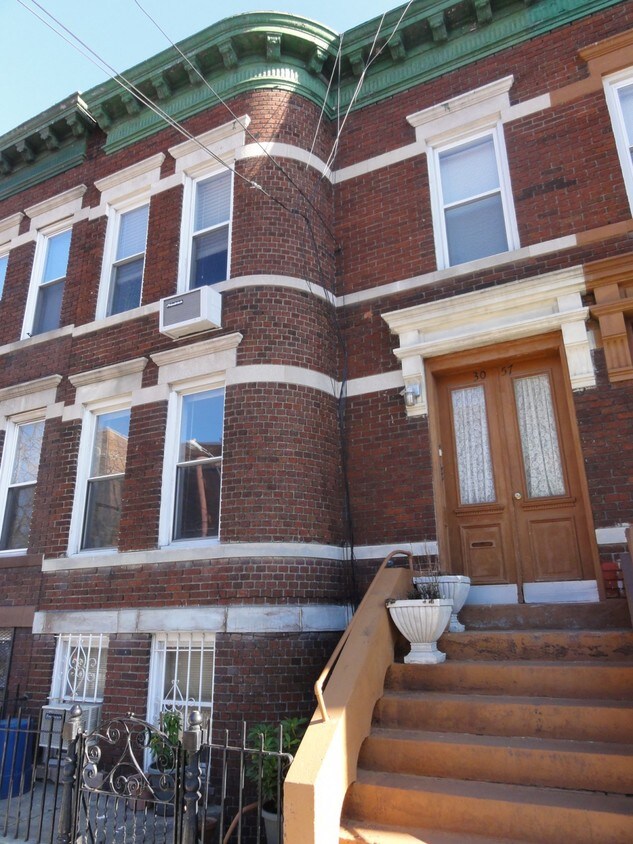 Primary Photo - 30-57 43rd St