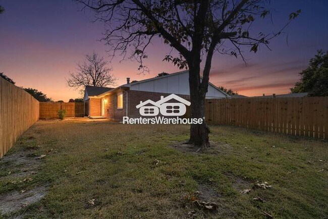 Foto del edificio - ** Leasing Special ** Completely Refreshed Coppell Home MOVE IN Ready