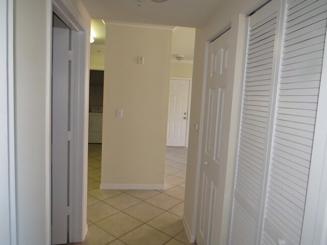 Building Photo - 6559 Emerald Dunes Dr