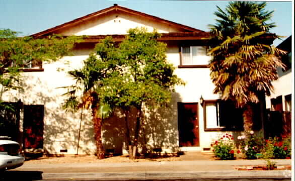 Foto del edificio - 16730 Barnell Ave