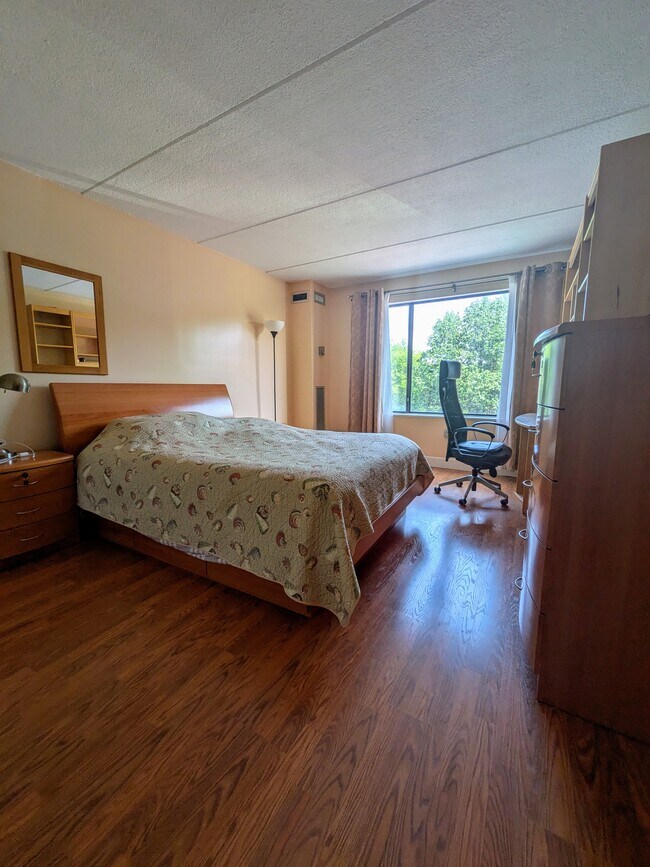 Bedroom 1 - 1550 Worcester Rd