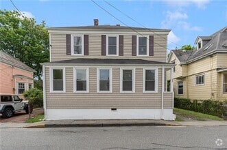 Building Photo - 53 Warner St