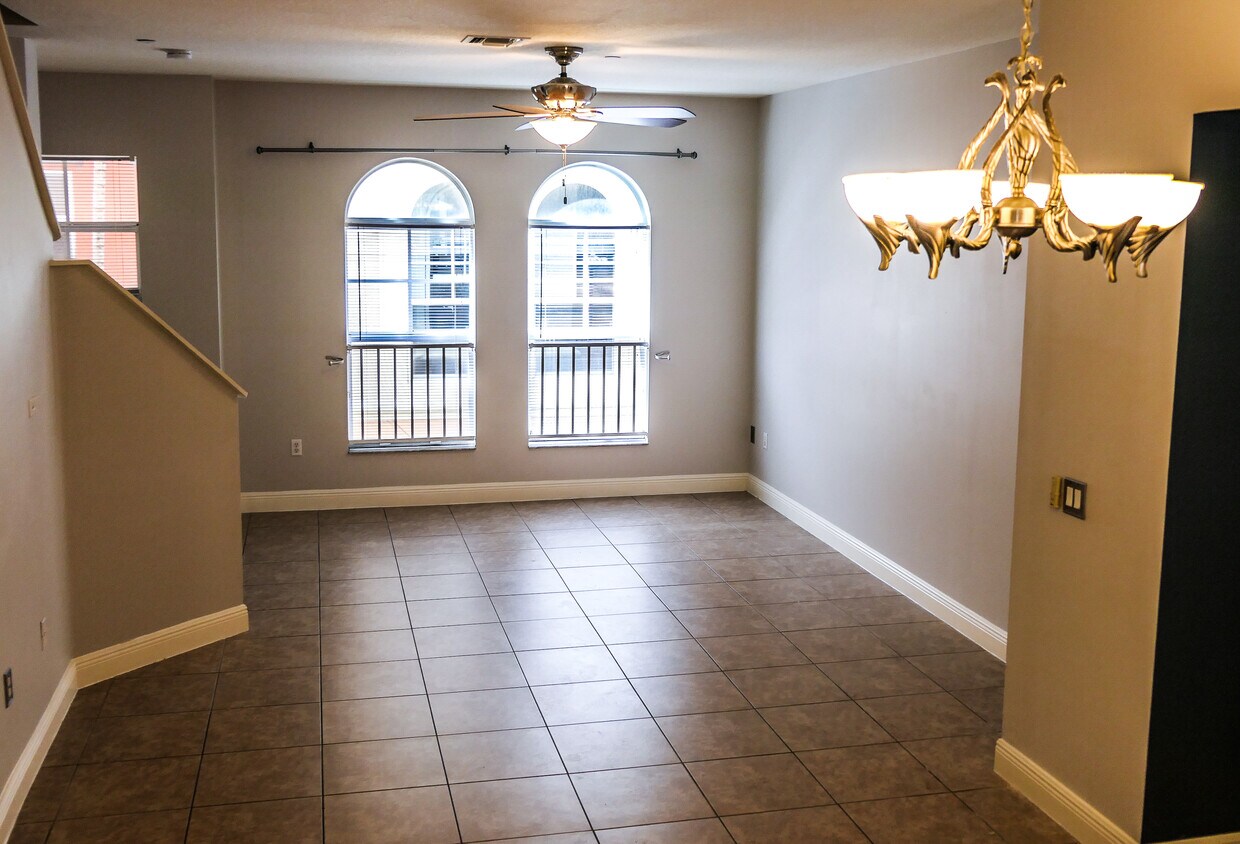 Foto principal - 1033 NE 17th Way