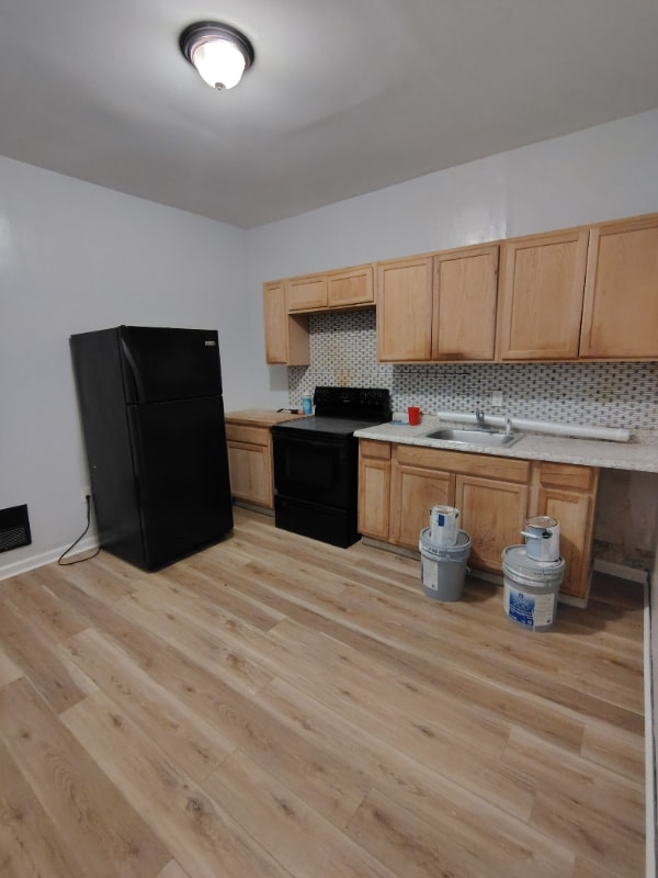 Photo - 1321 W Auburn St House