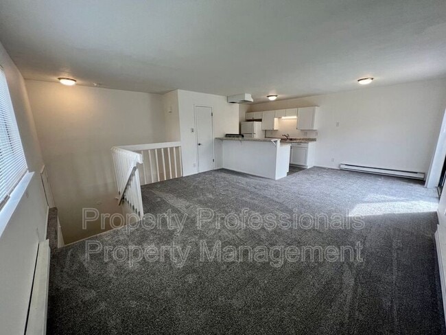 Building Photo - 847 Birch Ave
