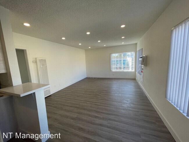 Foto del edificio - 3 br, 2 bath Apartment - 12117 Pacific Ave...