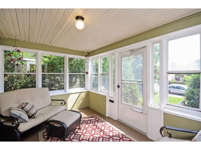 Building Photo - Xerxes