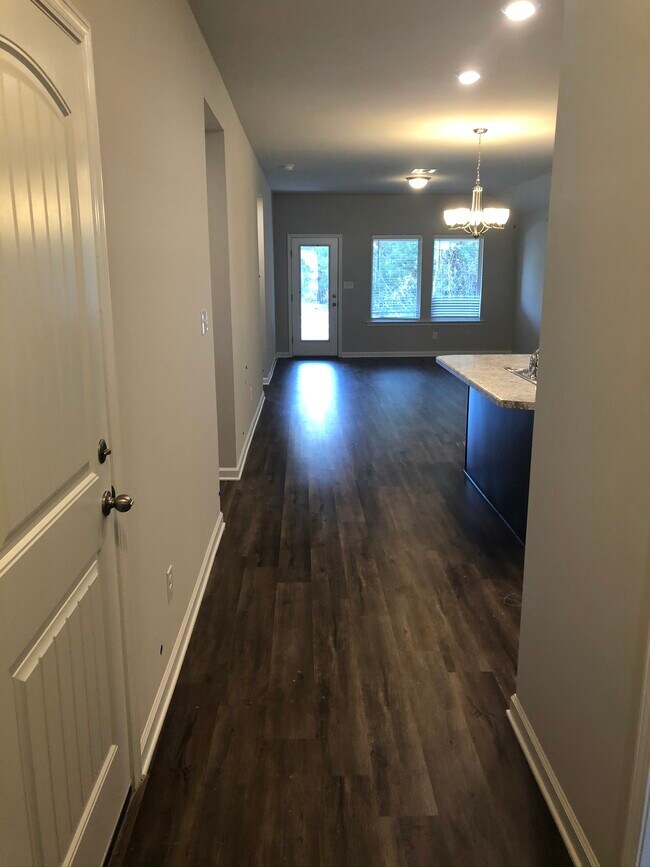 Foto del edificio - 23136 Jinkins Ln
