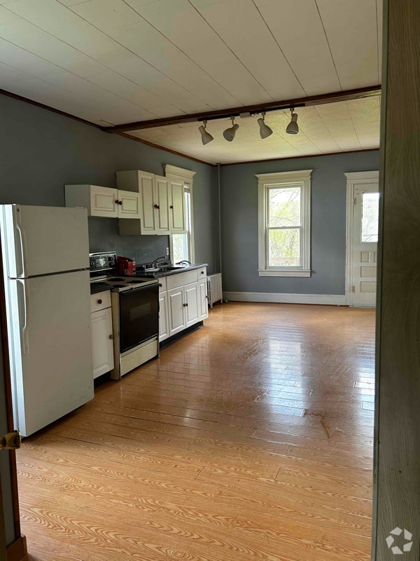 New Apartments For Rent in Damascus PA with Hardwood Floors 1 Rentals