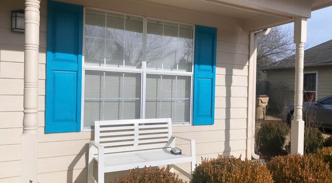 Building Photo - 7042 Brady Hill Dr