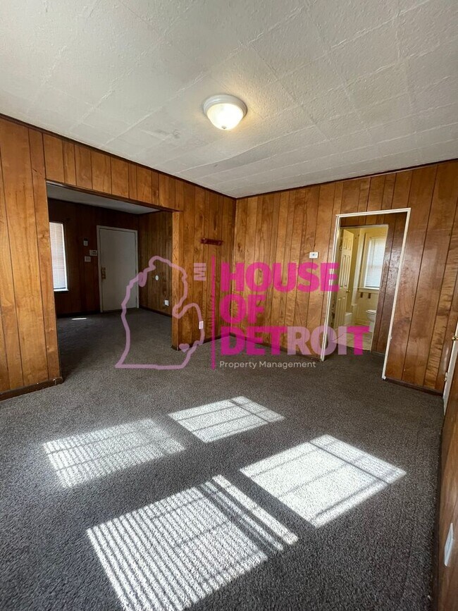 Foto del edificio - 3 BEDROOM | 1 BATH | FREE PRE SCREEN