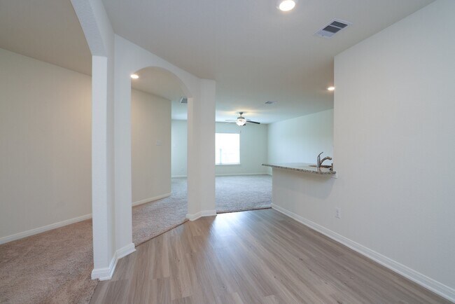 Foto del edificio - 20914 Solstice Point Dr