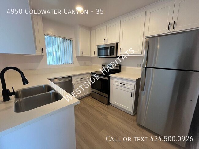 Building Photo - 4950 Coldwater Canyon Ave