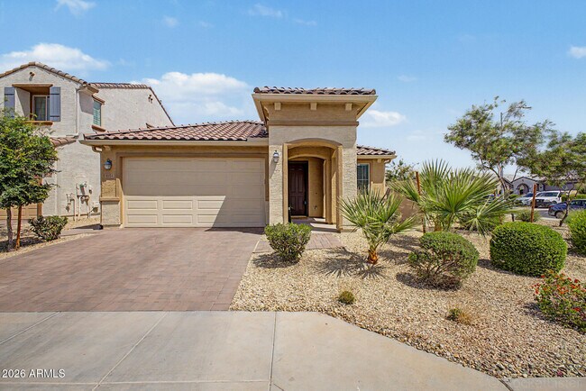 Building Photo - 8954 W San Juan Ave