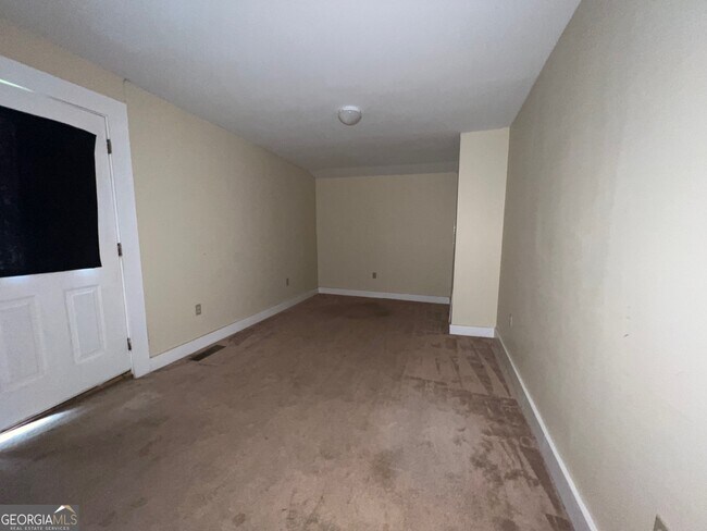 Foto del edificio - 293 Starrs Bridge Rd